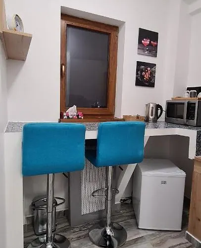 Central Arghezi University Square * 부쿠레슈티